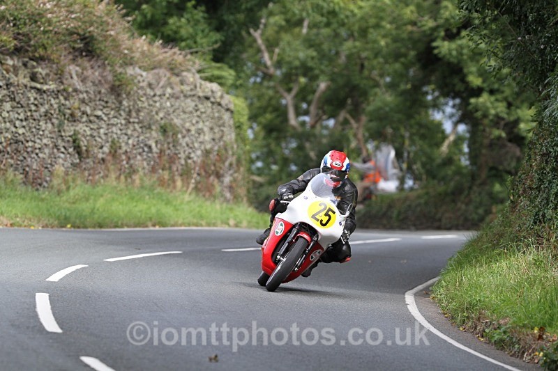 FOM_9422 - Bennetts 500cc Classic TT Race