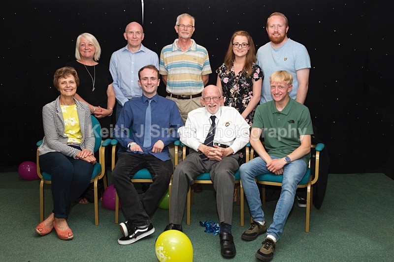 8KJS0748 - Geoff, Gina's Dads 90th Birthday party.