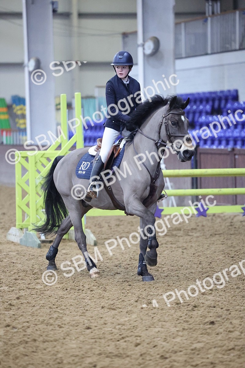SBM_003450 - Class 11 - Blue Chip Pony Newcomers - 1.00m Open