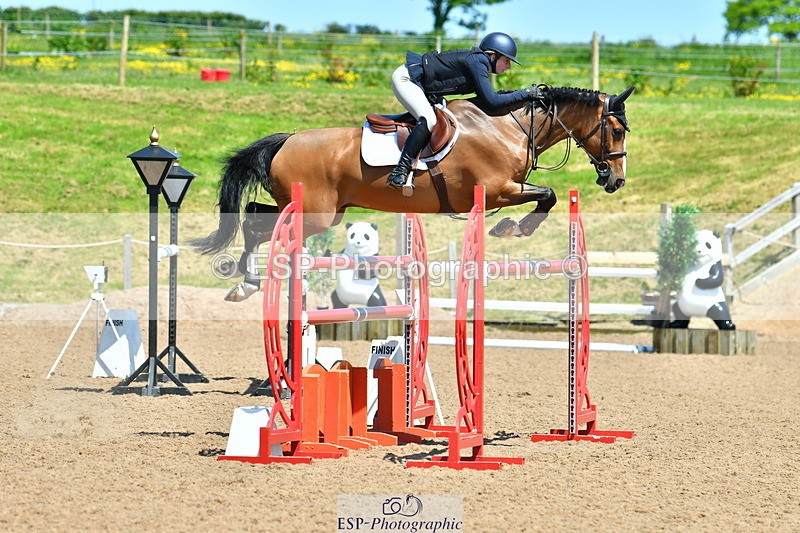 230527A-135801-04860 - Cls 17 National 1.30m Open