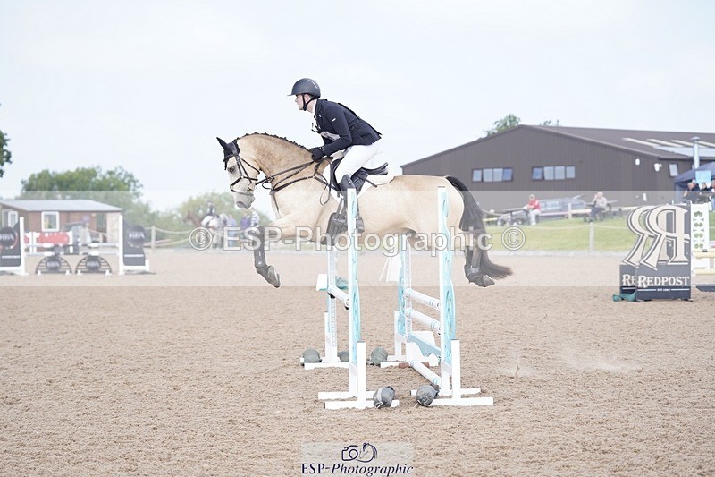 240831A-111458-01114 - 012-Frankie.Mckechnie-DUNBYMOONLIGHT