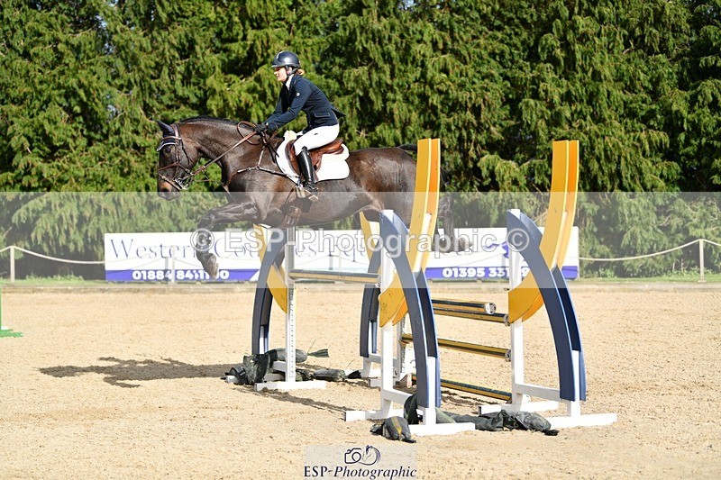 240324-151834-03251 - Cls 11 Foxhunter & 1.20m Open