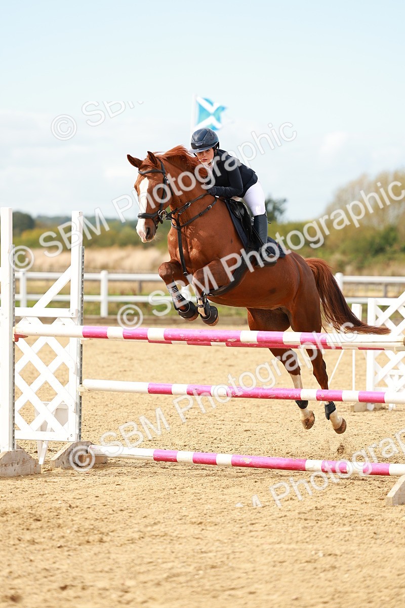 SBM_001734 - Class 4 - Senior Newcomers - 1.10m
