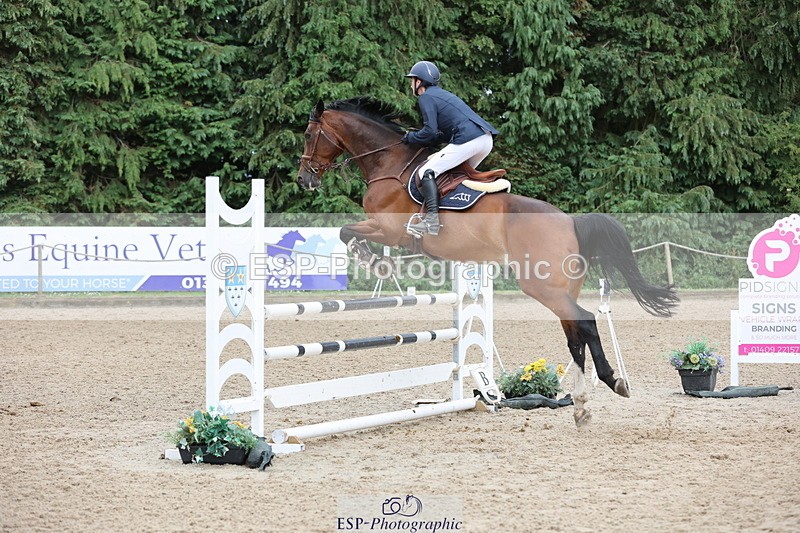 250705A-170606-16339 - Cls 37 1.05m Amateur Quali