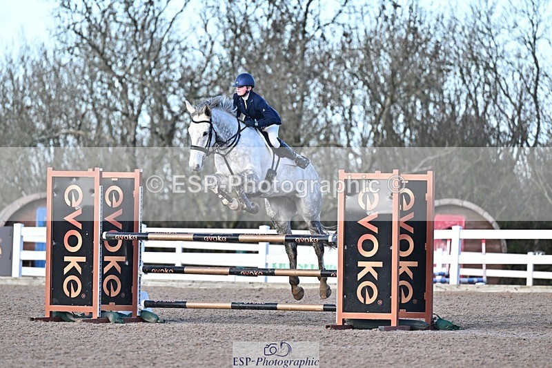 251203-130115-00605 - Cls 4 Newcomers and 1.10m Open