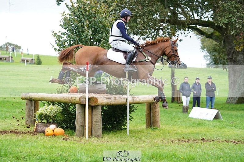 231020-125900-09007 - 069-LUSUELA-Will.Furlong-XC