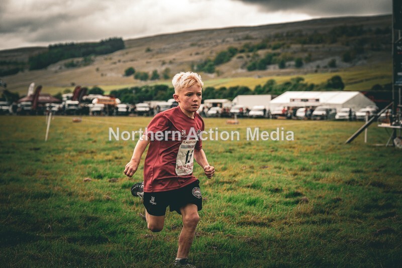 DSCF6129 - Kilnsey Crag race