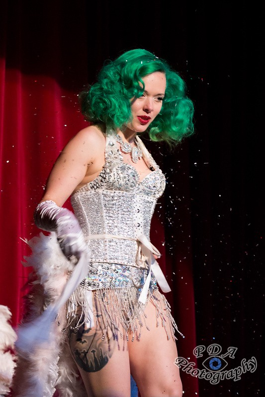 59 Bruise Violet, Burlesque