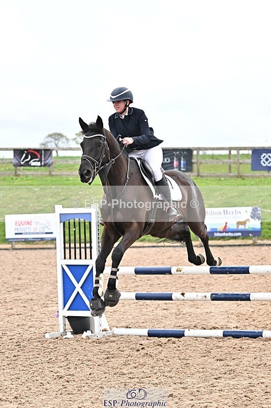 250414-113346-00574 - 90cm Round 1