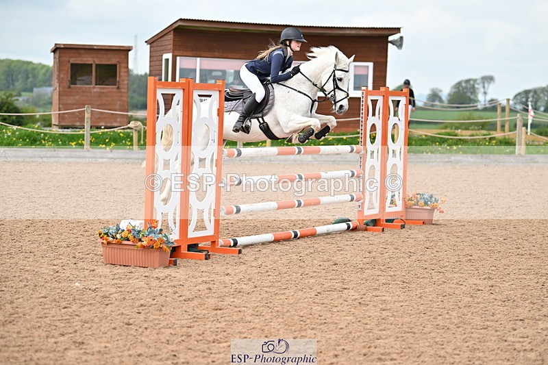 240506A-122307-08667 - Cls 5 Pony Foxhunter & 1.10m Open