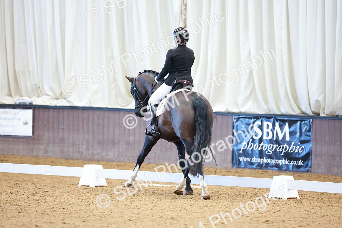 SBM_001267 - Class 18-15-16-22 - Elementary 5 Novice 5-Novice 6