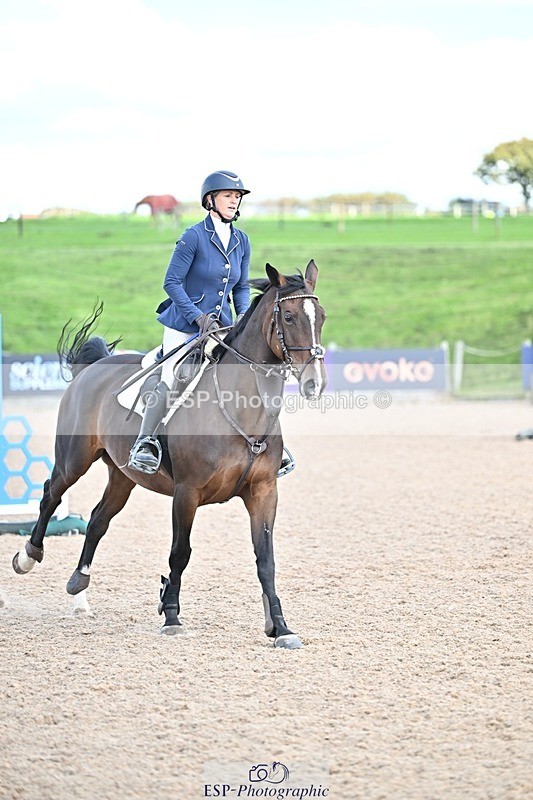 250924-135427-00483 - Cls 6 Foxhunter and 1.20m Open