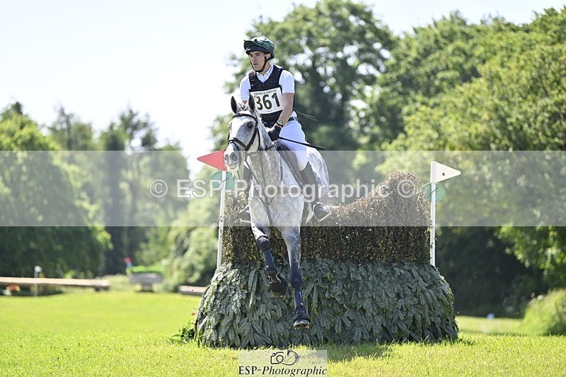 240525-110934-12437 - 361-FENIZIO-Max_Warburton