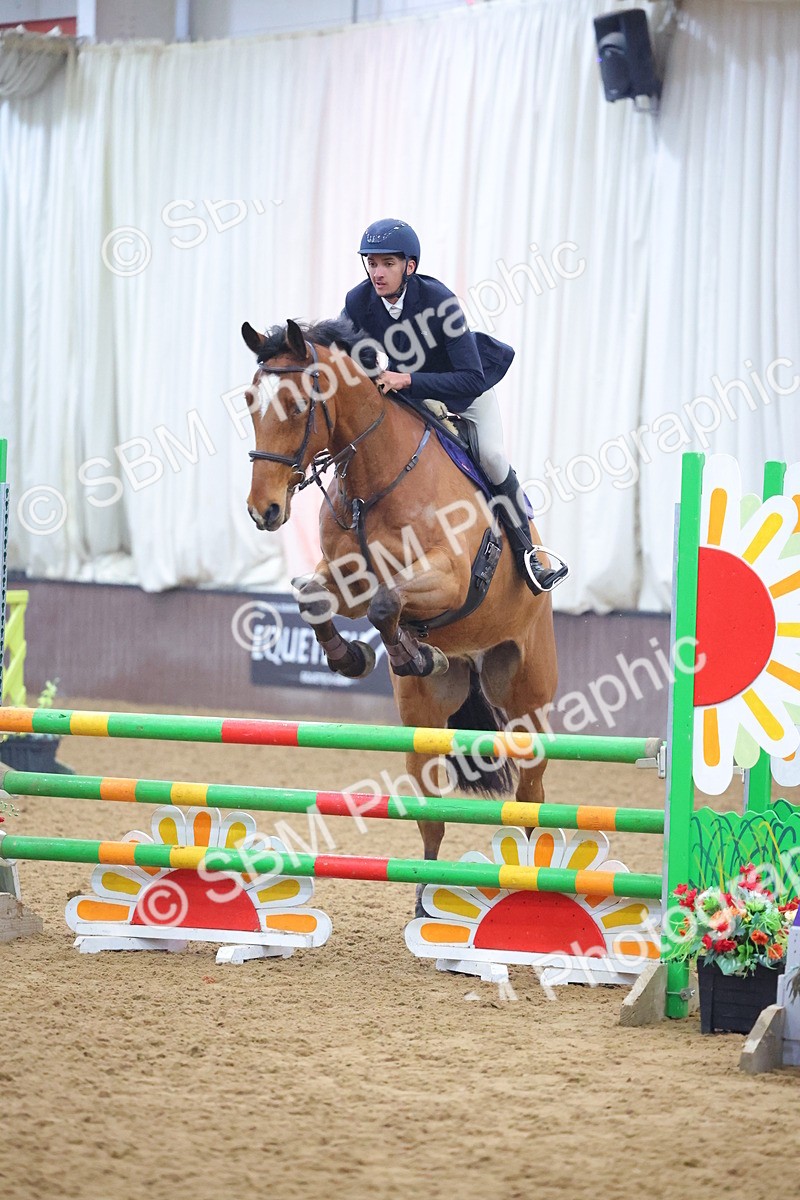 SBM_008509 - Class 21 - Nupafeed Supplements Senior Discovery/ 1m Open - First Round (1.00m)