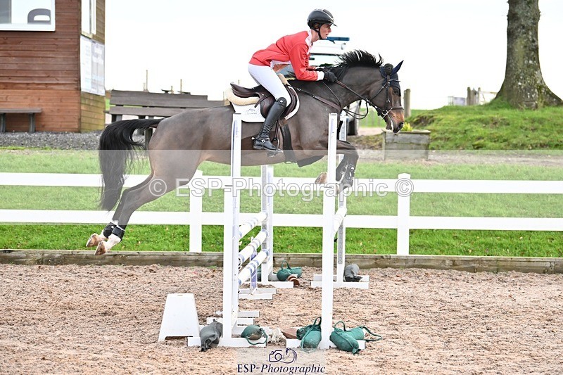 241206-094317-00061 - Cls 2 British Novice and 90cm Open