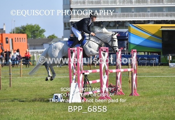 BPP_6858 - CLASS 1 Senior Newcomers/ 1.10m Open