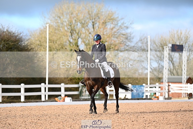 240218A-143313-08673 - 184-jeanette.male-Langaller.Future.Star