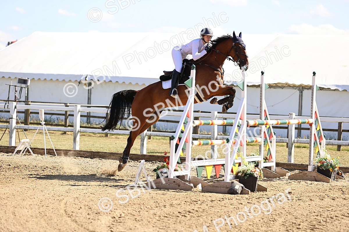 SBM_015639 - Class 16 - Senior foxhunter - 1.20m Open