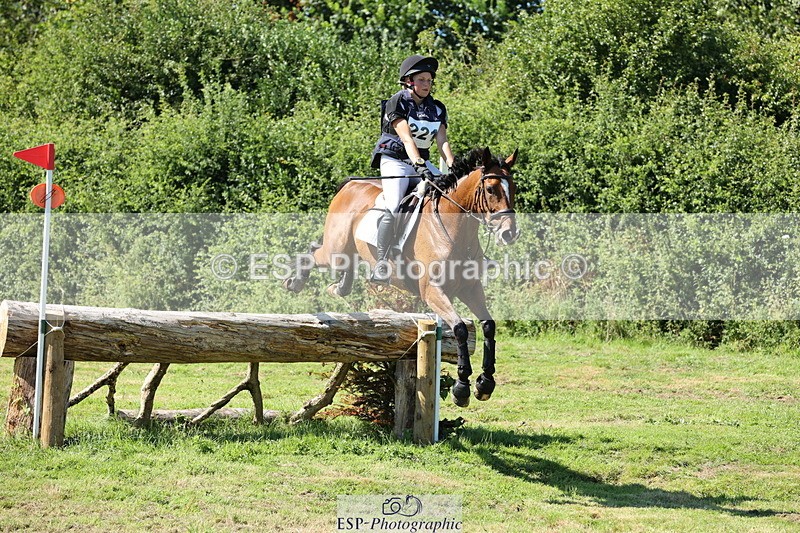 240811A-151645-05498 - 221-