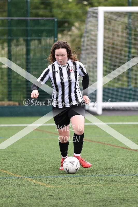 1DX31878 - Sat 6th U12 Girls