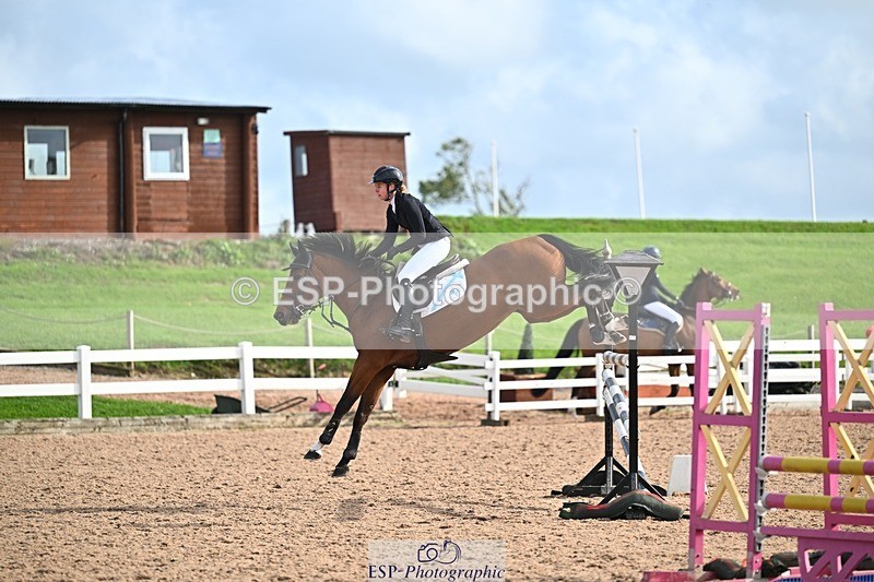 261014-144431-00825 - Cls 07 Snr Fox & 1.20m Open