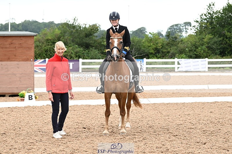 240815A-153848-02398 - Cls 3-P PSG Bronze