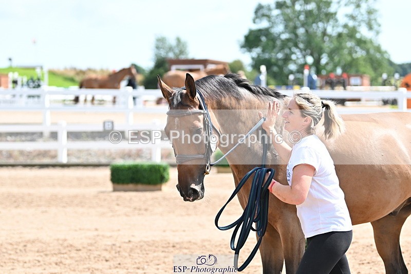 240717A-150455-02523 - Trot Up 3pm to 4pm