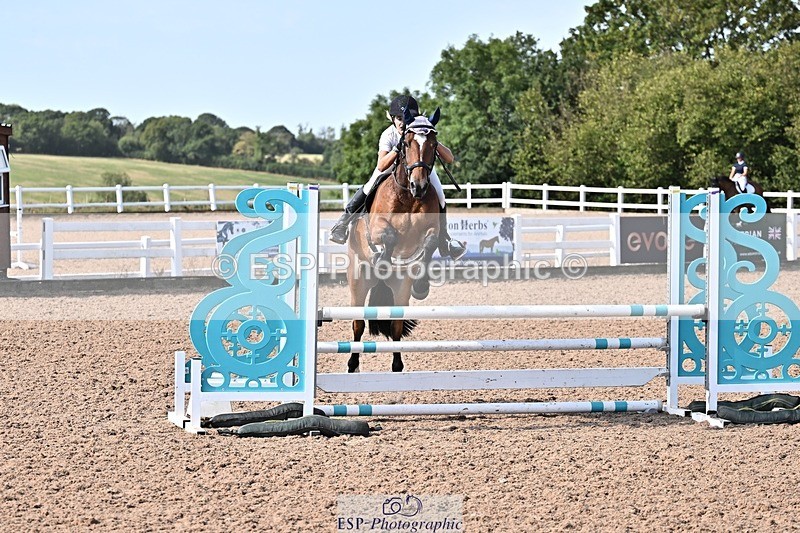 260812-100150-00148 - Cls 2 British Novice and 90cm