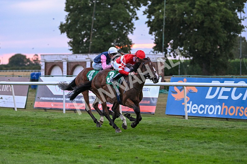 150825-Race 6-Made All-3148 - Race 6