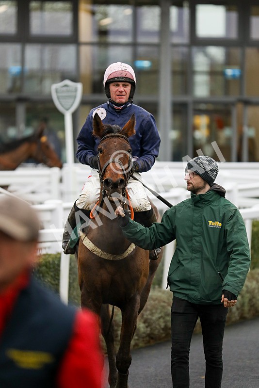 110124-Race 2-Its Maisy-4874 - Race 2