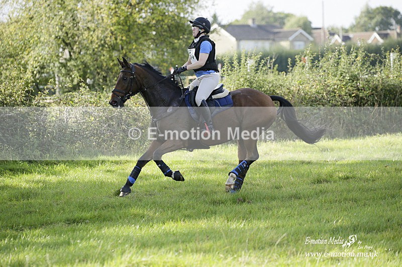  WWHT 171021 3293 - Intermediate (0.90m)  17/10/21