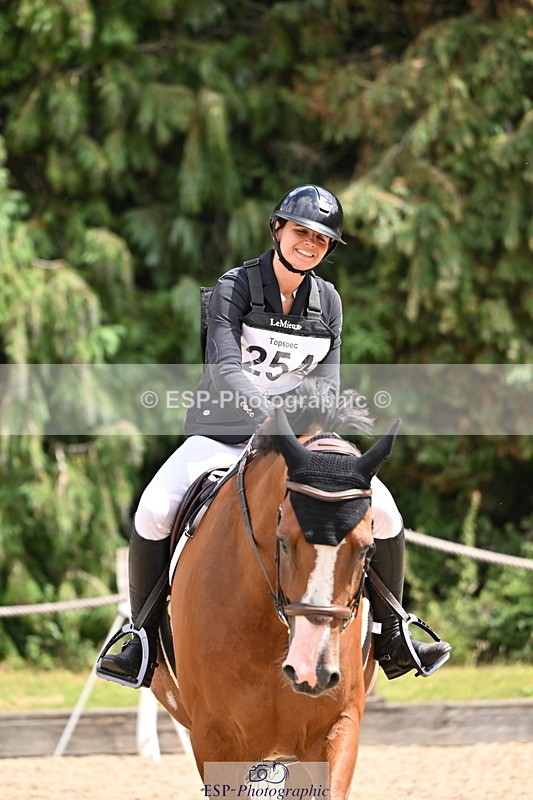 250802A-134302-03363 - F-254-Lucie.Bouchet-HALLOWEEN.NOUV