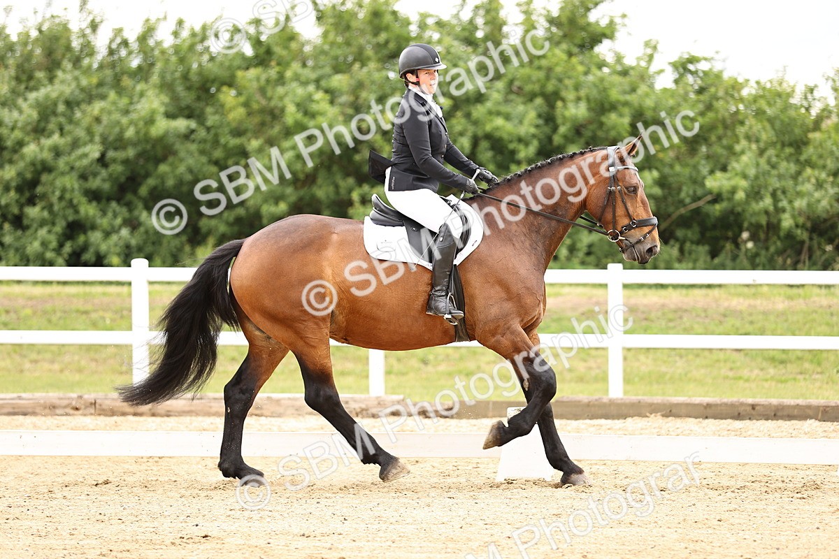 SBM_002030 - Class 2 - Novice 4 - 10.36-11.39