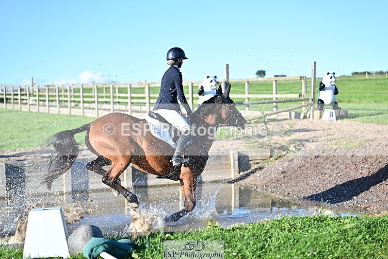 240912A-175458-02777 - Cls 7 Snr 90cm Open Speed Derby