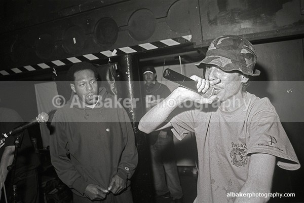 01 - Friends-&-Family @ the-roadhouse 02.10.04