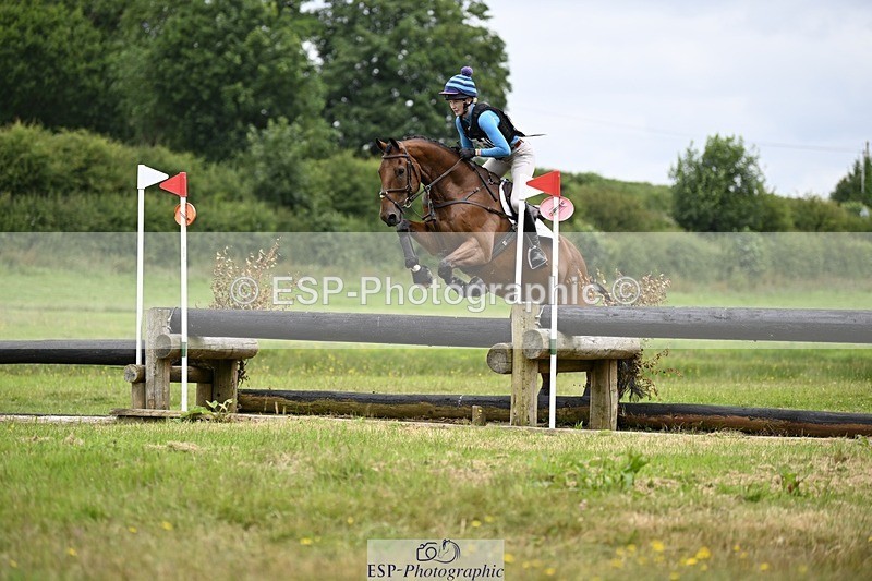 240630-125259-00956 - 910-Imogen_Daniels-Granstown_Master