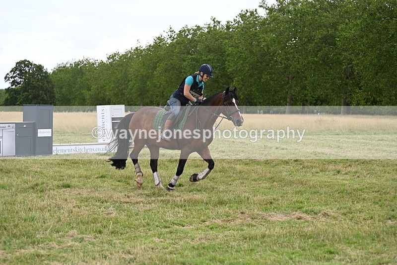 WJ6_4883 - Time at Jump 13:04 to 13:34