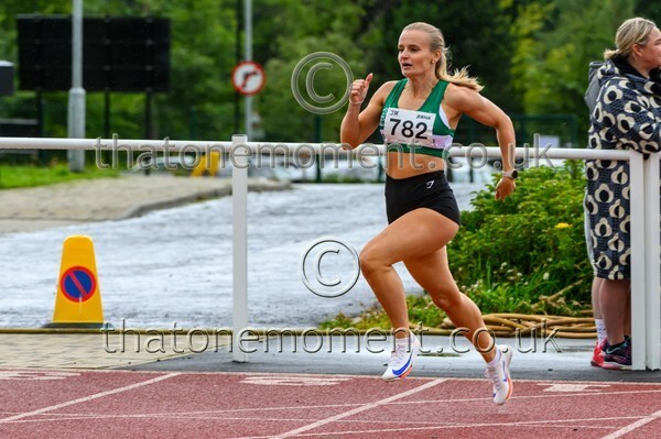 ComMast25-920738 - Track Female Set Two