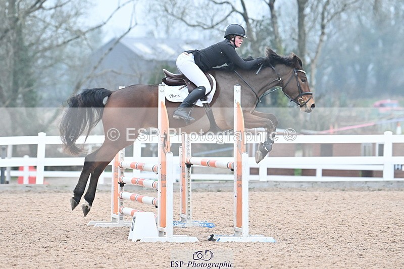 240113A-093115-01487 - Cls 9 British Novice and 90cm Open