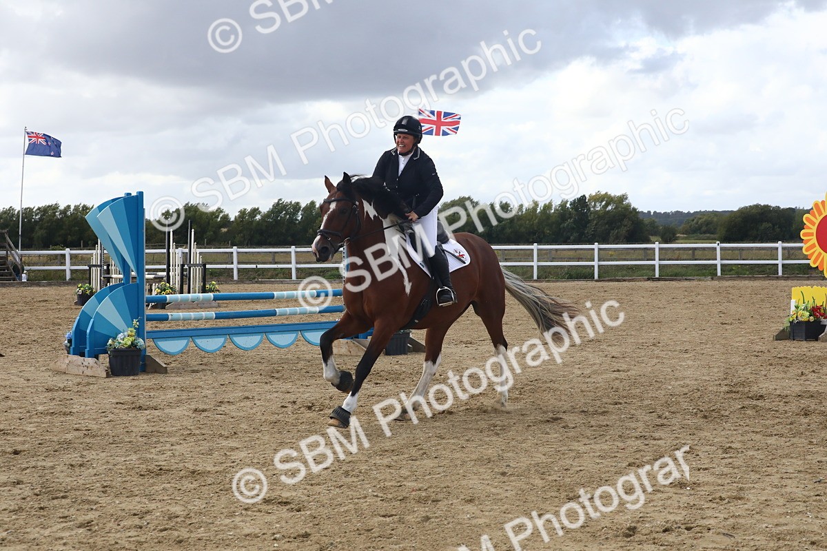 SBM_007915 - Class 10 - 80cm Champs