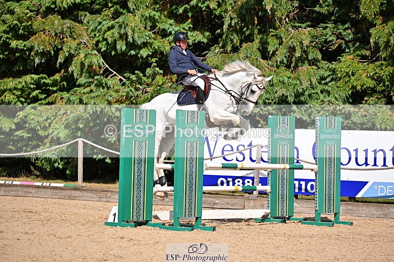 250817A-154143-04896 - Cls 22 Snr 1.10m Open