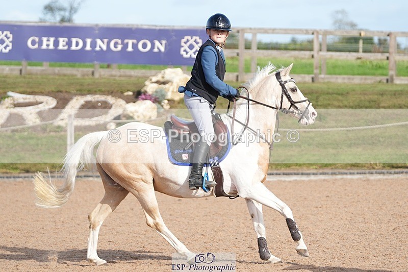 260926-155705-01338 - Cls 13 70cm Speed Derby