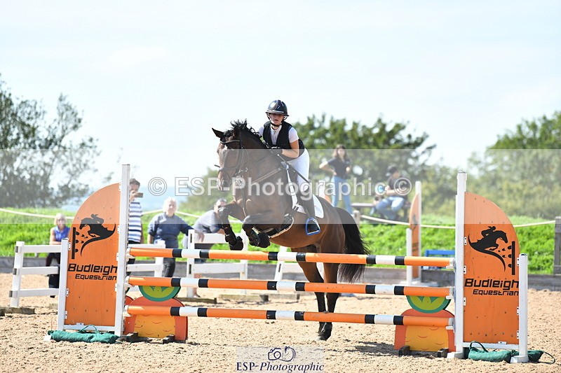 230903A-133044-04806 - Cls 15B U21 Intro 1m