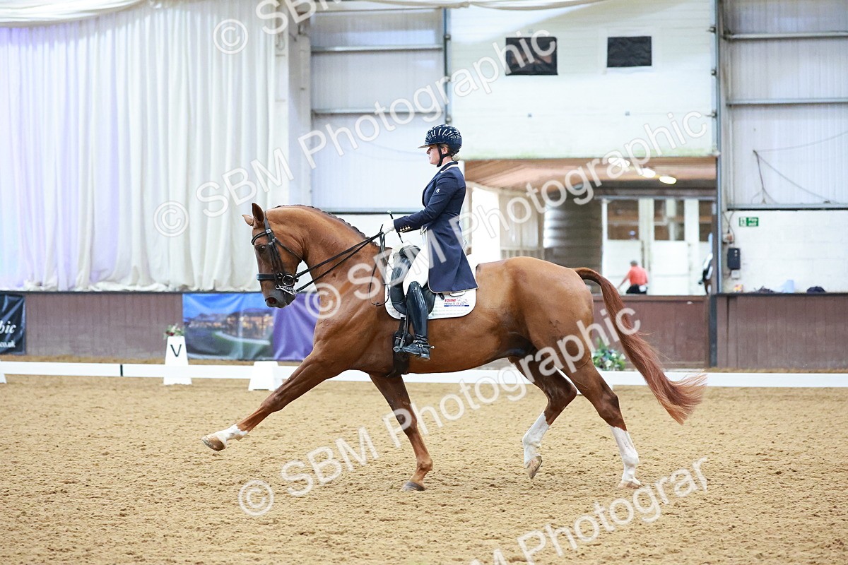 SBM_007755 - Class 9 - FEI INT II - 16.54.17.57