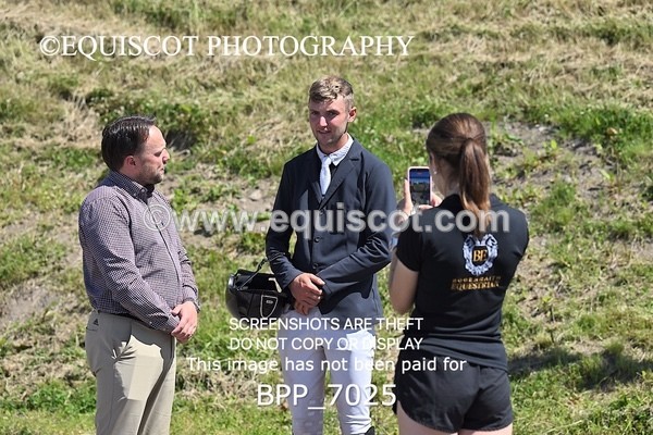 BPP_7025 - CANDIDS