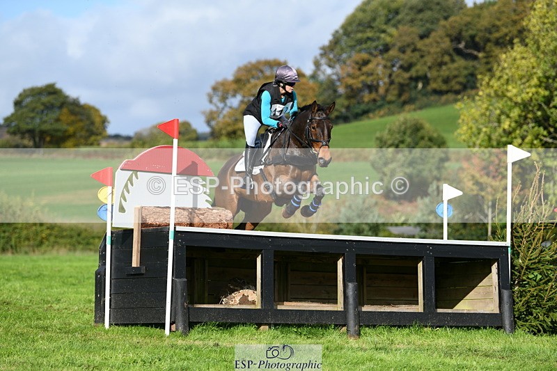 251024A-120624-09159 - B-112-Christina.Wiederkehr