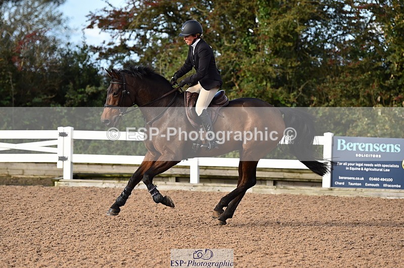 231014A-101422-03860 - Cls 12 British Novice & 90cm Open