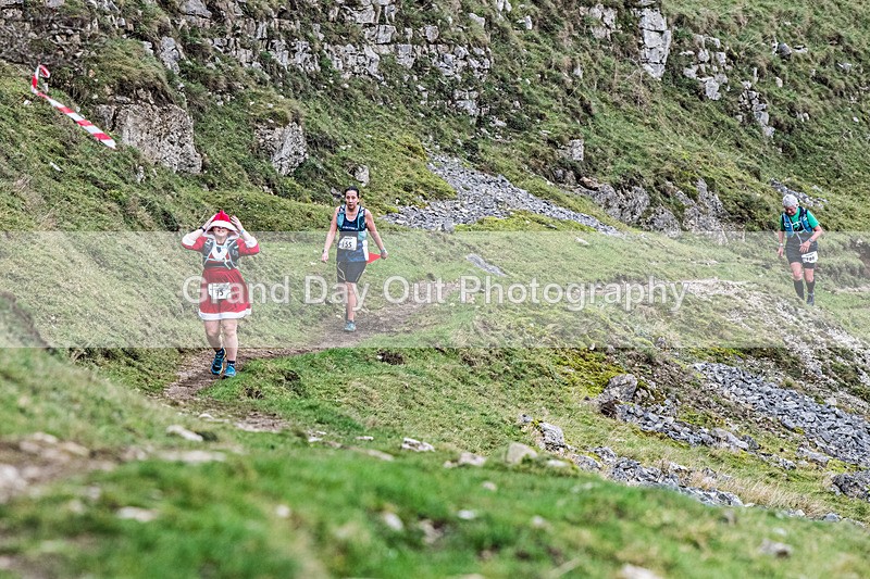 Litton-928 - Litton Christmas Cracker Fell Race (Limestone Series) Sunday 14th December 2025