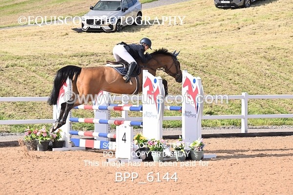 BPP_6144 - CLASS 11 THURS GFS Saddles Senior Newcomers/1.10m Open