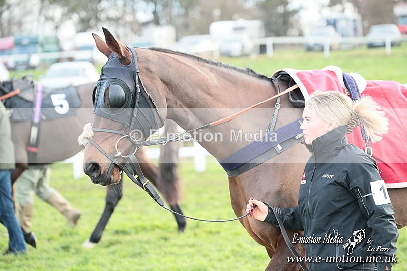 PtP 141225  2198 - New Forest Hounds PtP Larkhill 14/12/25